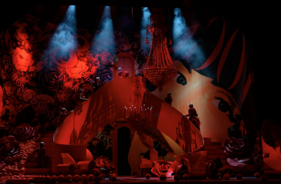 8 разгневанных женщин